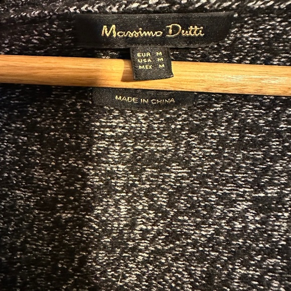 Massimo Dutti Gray Cardigan Sweater Women’s Sz Medium V-Neck Relaxed Fit Button - Picture 2 of 11